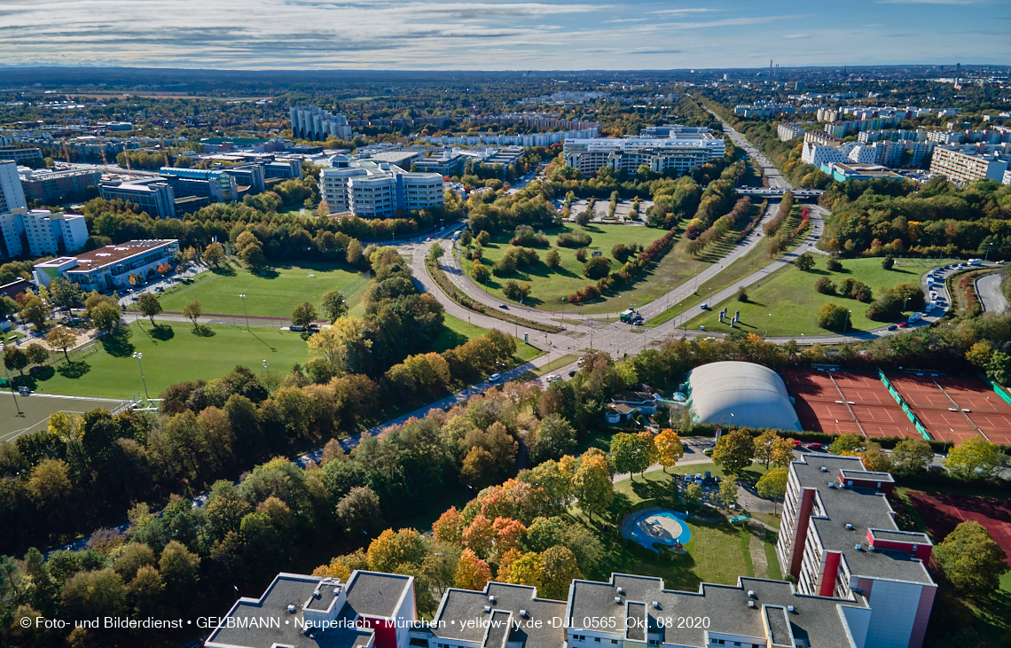 08.10.2020 - Aufstockungsbaustelle Oskar-Maria-Graf-Ring in Neuperlach